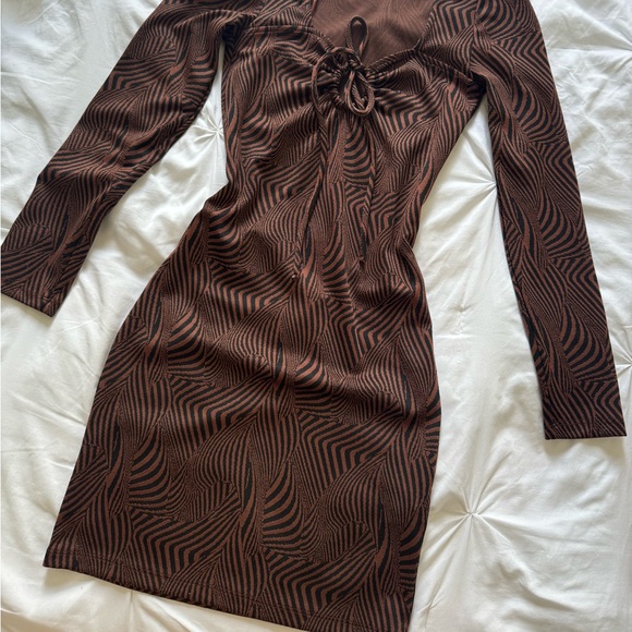 Brown and black swirl pattern Zara long sleeve dress - Picture 5 of 5
